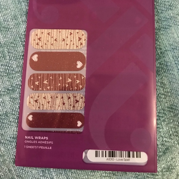 Jamberry - LOVE SPELL - Picture 2 of 3